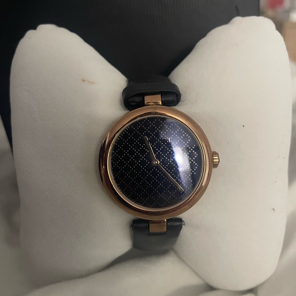 Gucci watch